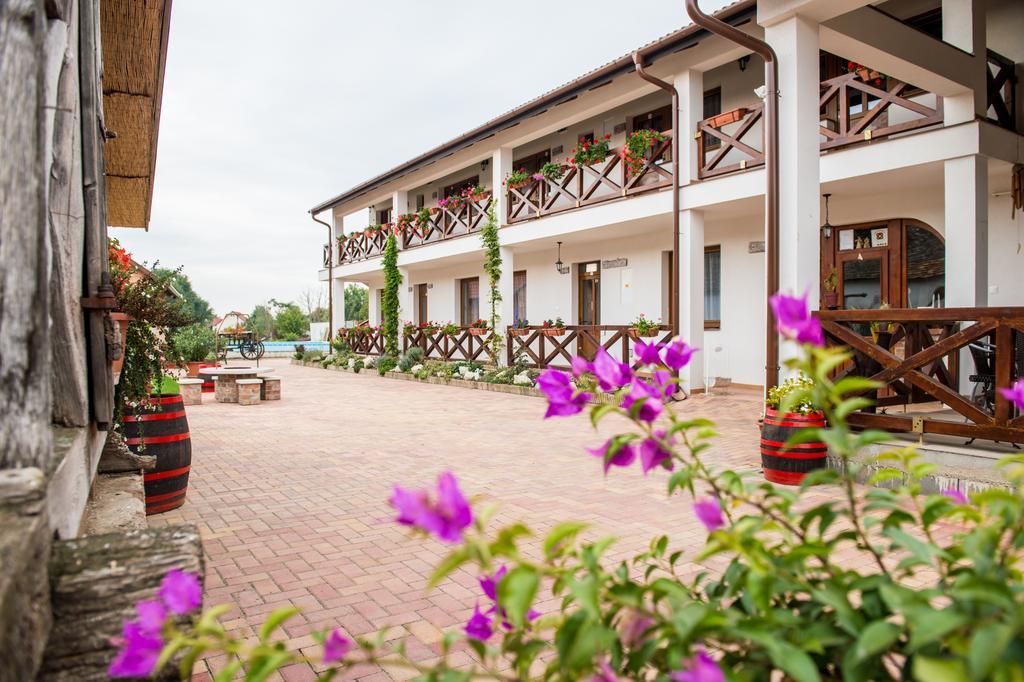 Lilaakac Vendeghaz Hotel Hosszupalyi Exterior foto